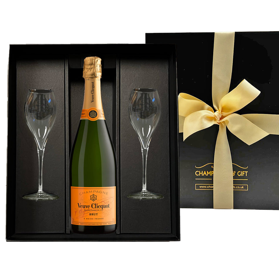 Veuve Clicquot Yellow Label Champagne & Flutes Gift Set in Black Gift Box